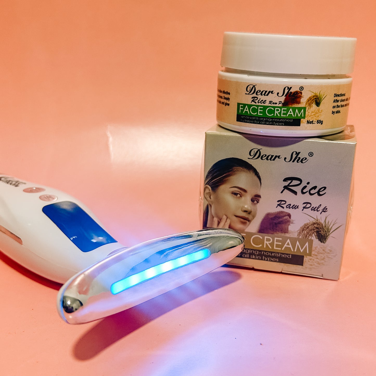 LuxeMoon® Pro - Masajeador facial con 7 modos de luz