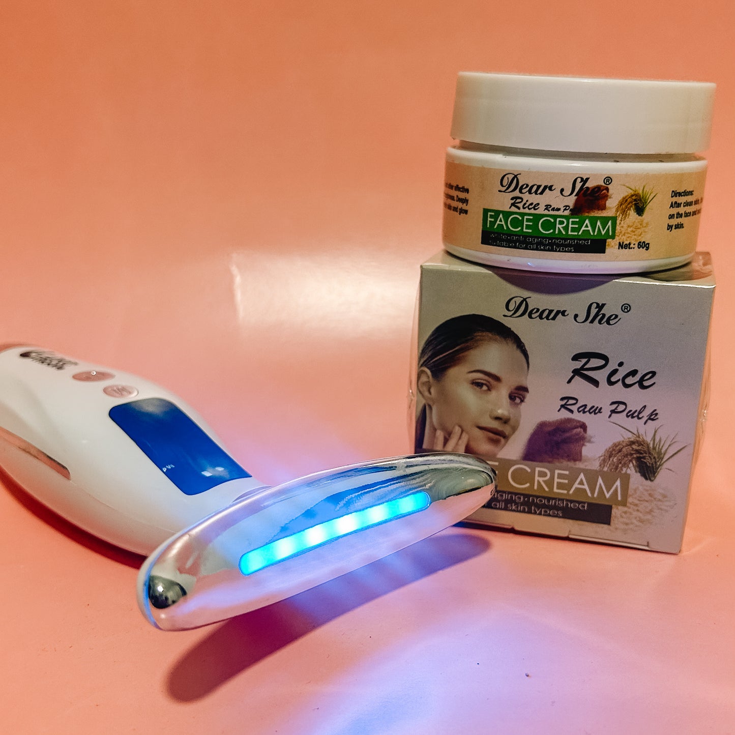 LuxeMoon® Pro - Masajeador facial con 7 modos de luz